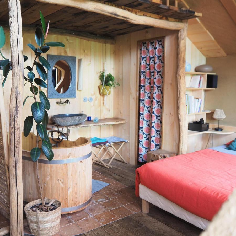 Ecolodge La Belle Verte Saint-M'herve Экстерьер фото